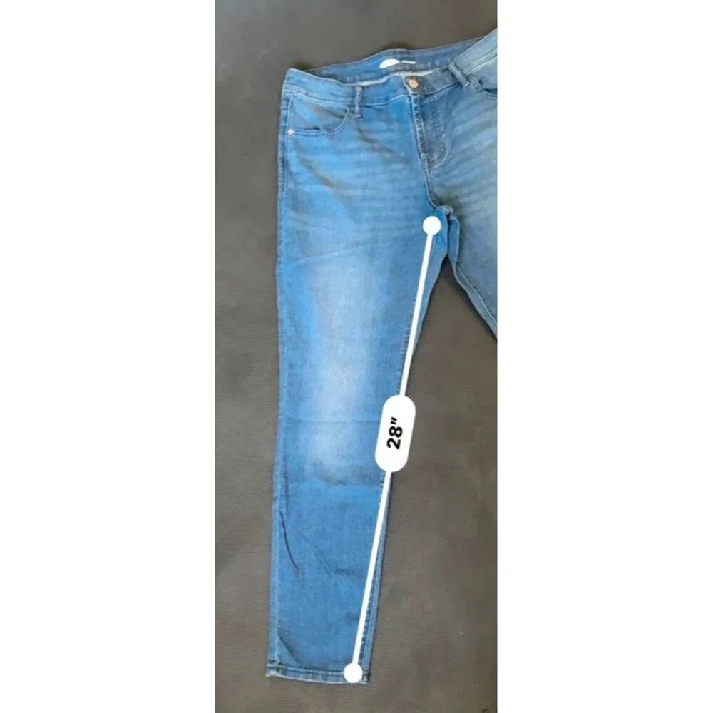 Old Navy Womens Super Skinny Mid Rise Jeans Med Wash Size 12